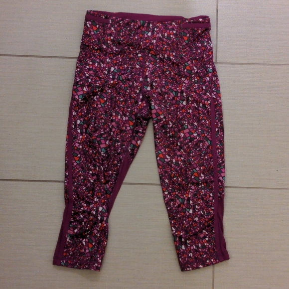 Lululemon pants - Picture 2 of 6
